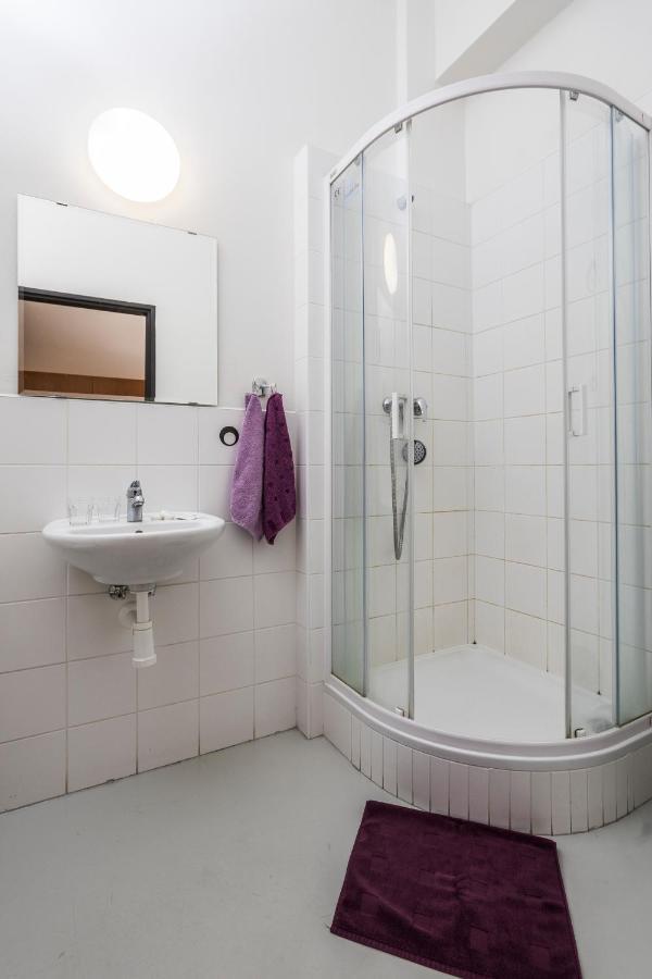 Hotel Vp1 Острава Екстериор снимка